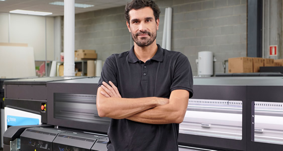 Geniş Format Dijital Baskı Makinesi Seçimi: 7 Kritik Kriter